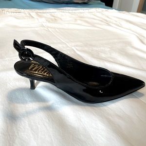 Mimosa patent leather kitten heel, lightly worn, excellent condition